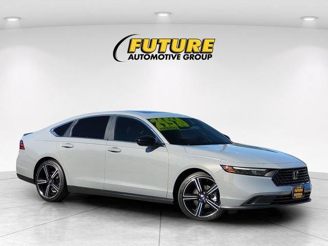 Used 2024  Honda Sport image 1