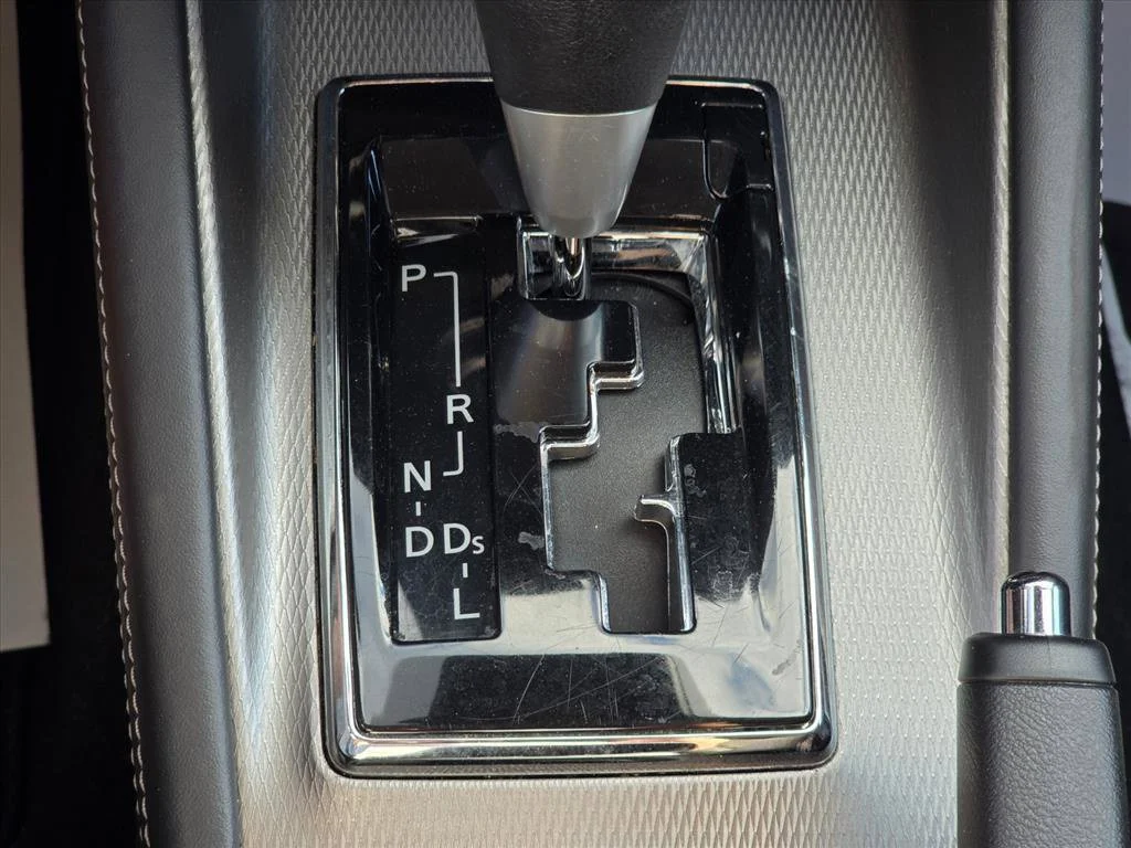 Used 2025 Black Mitsubishi 2.0 SE image 19