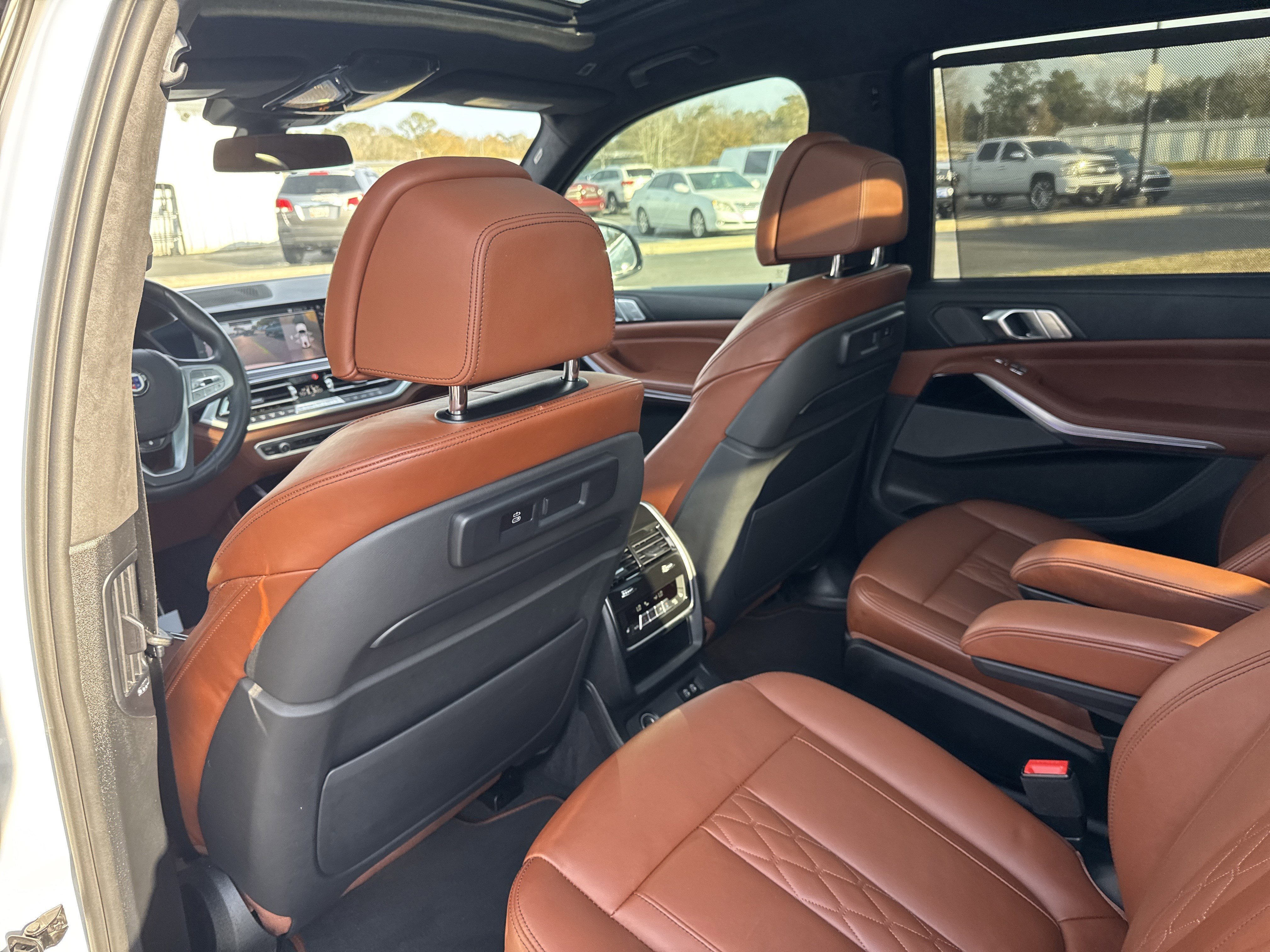 2022 BMW X7 ALPINA XB7 - Photo 26