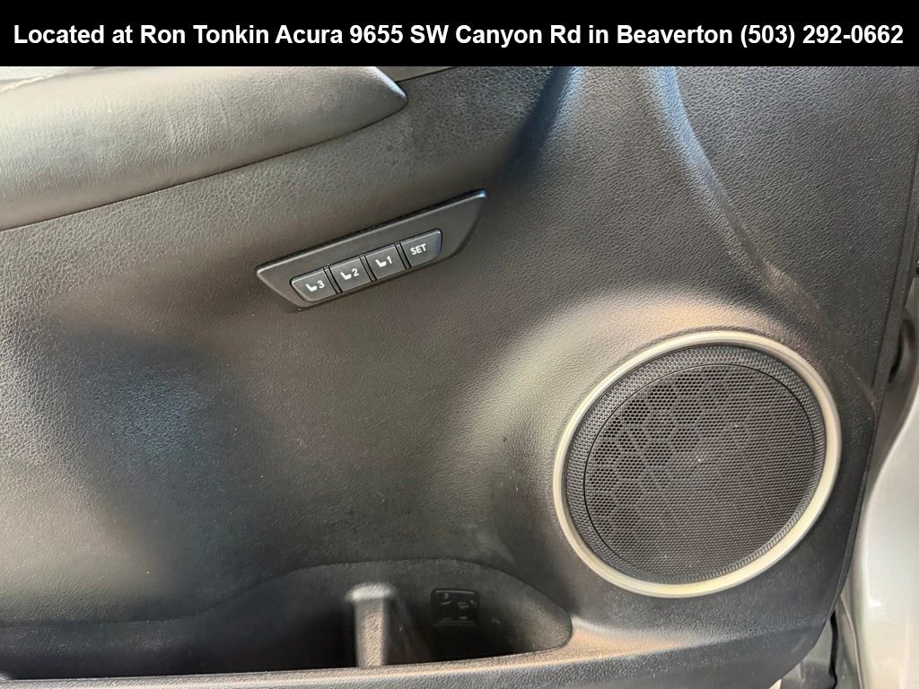 Used 2016 Silver Lining Metallic Lexus 200t image 13
