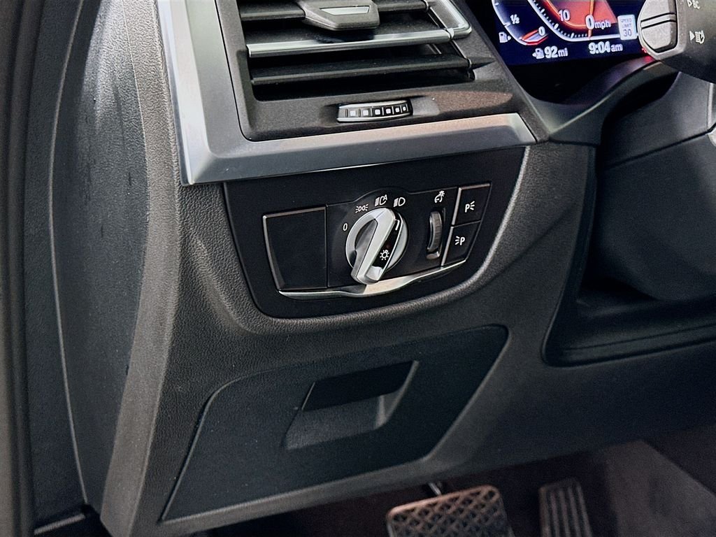 Used 2023 Skyscraper Grey Metallic BMW sDrive30i image 10