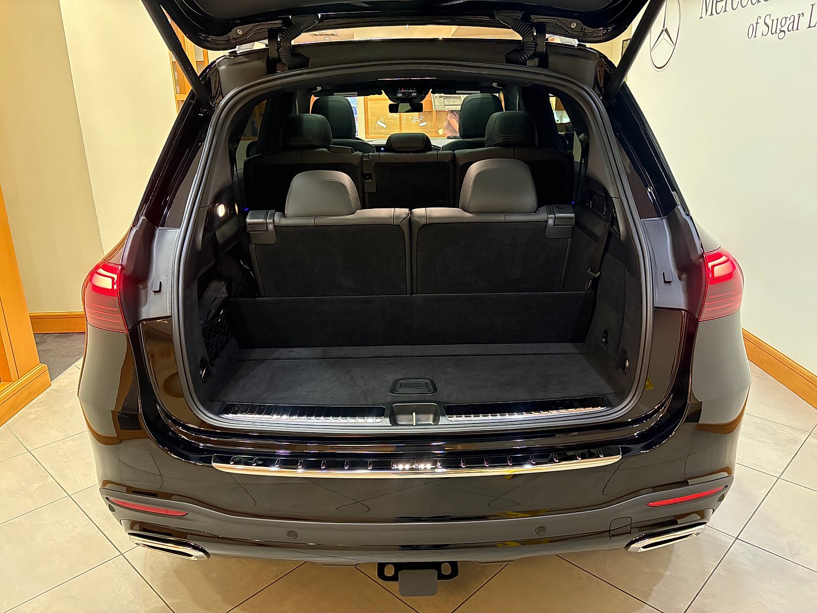 New 2026 Obsidian Black Metallic Mercedes-Benz 4MATIC® image 33