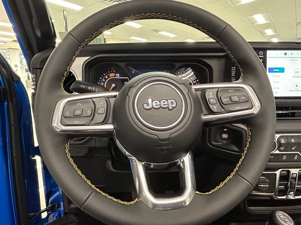 Used 2024 Blue Jeep Sahara image 12