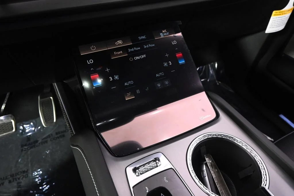 2027 Cadillac VISTIQ Sport - Photo 31
