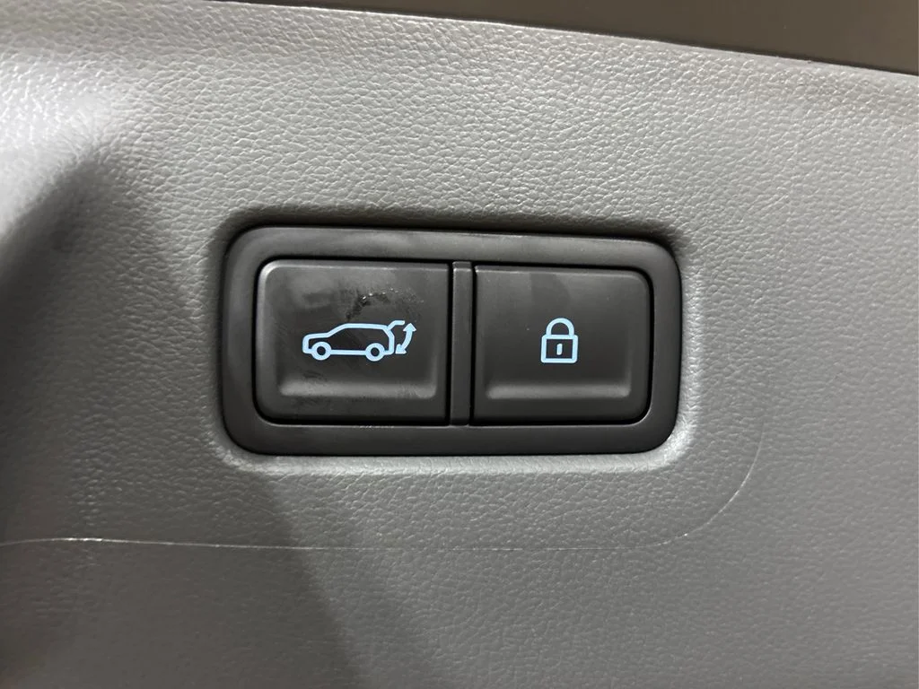 New 2026 Gray Hyundai SE image 14