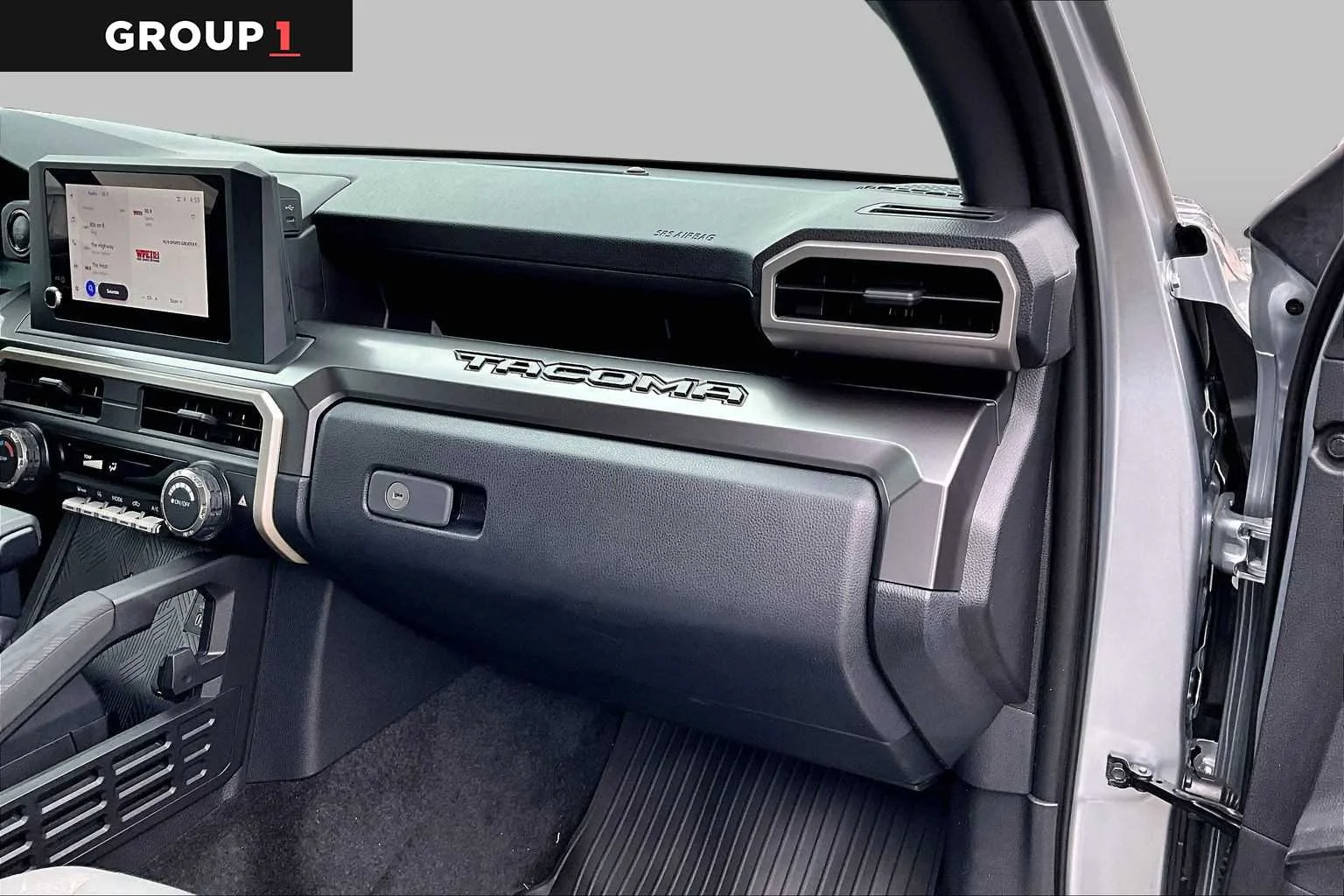 2025 Toyota Tacoma SR5 - Photo 19