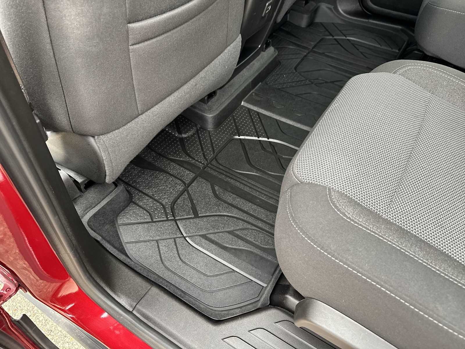 Certified Used 2023 RADIANT RED TINTCOAT Chevrolet LT Cloth image 34