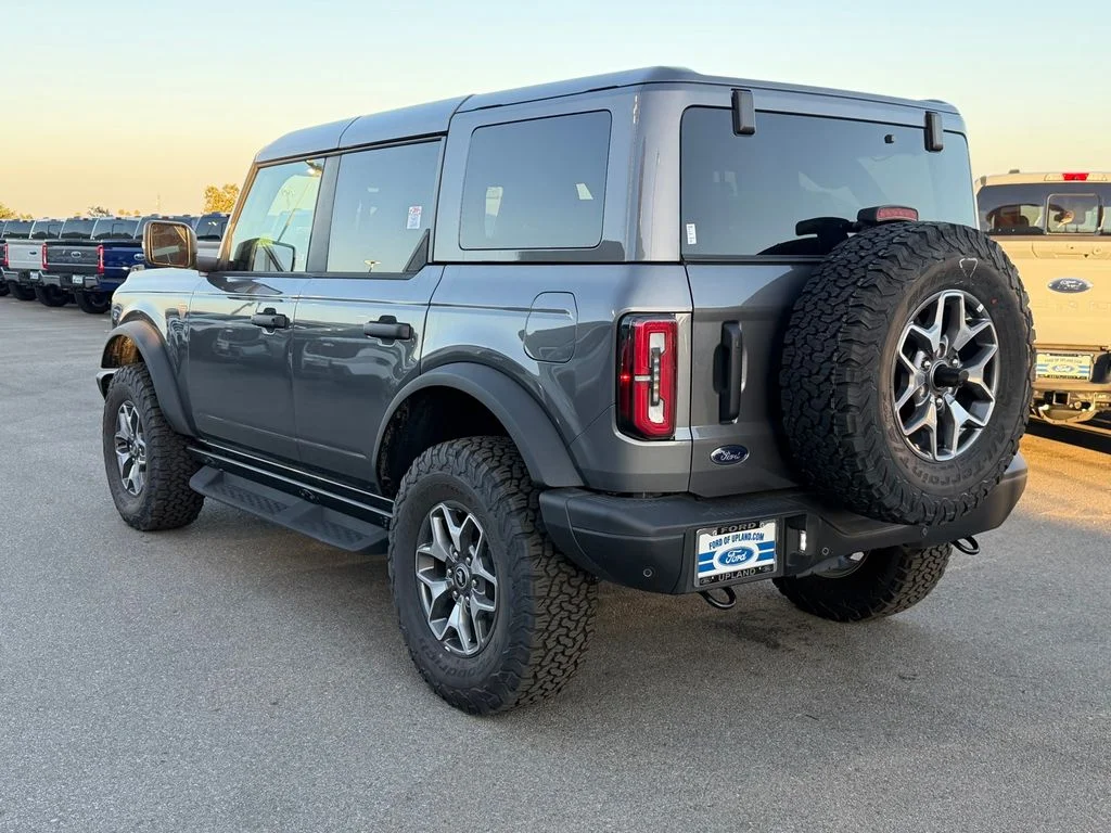 New 2025 Carbonized Gray Metallic Ford Badlands® image 5
