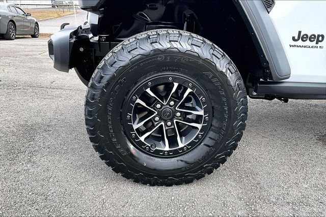 New 2026 Jeep Wrangler Willys 4D Sport Utility