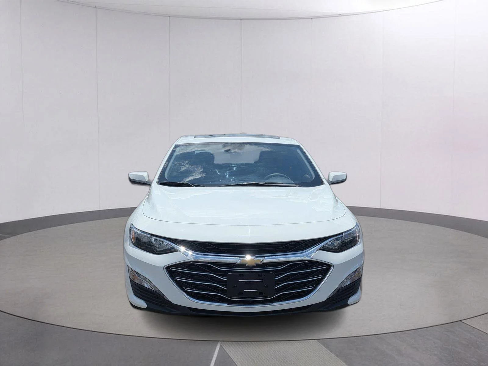 Used 2024 Summit White Chevrolet LT image 26