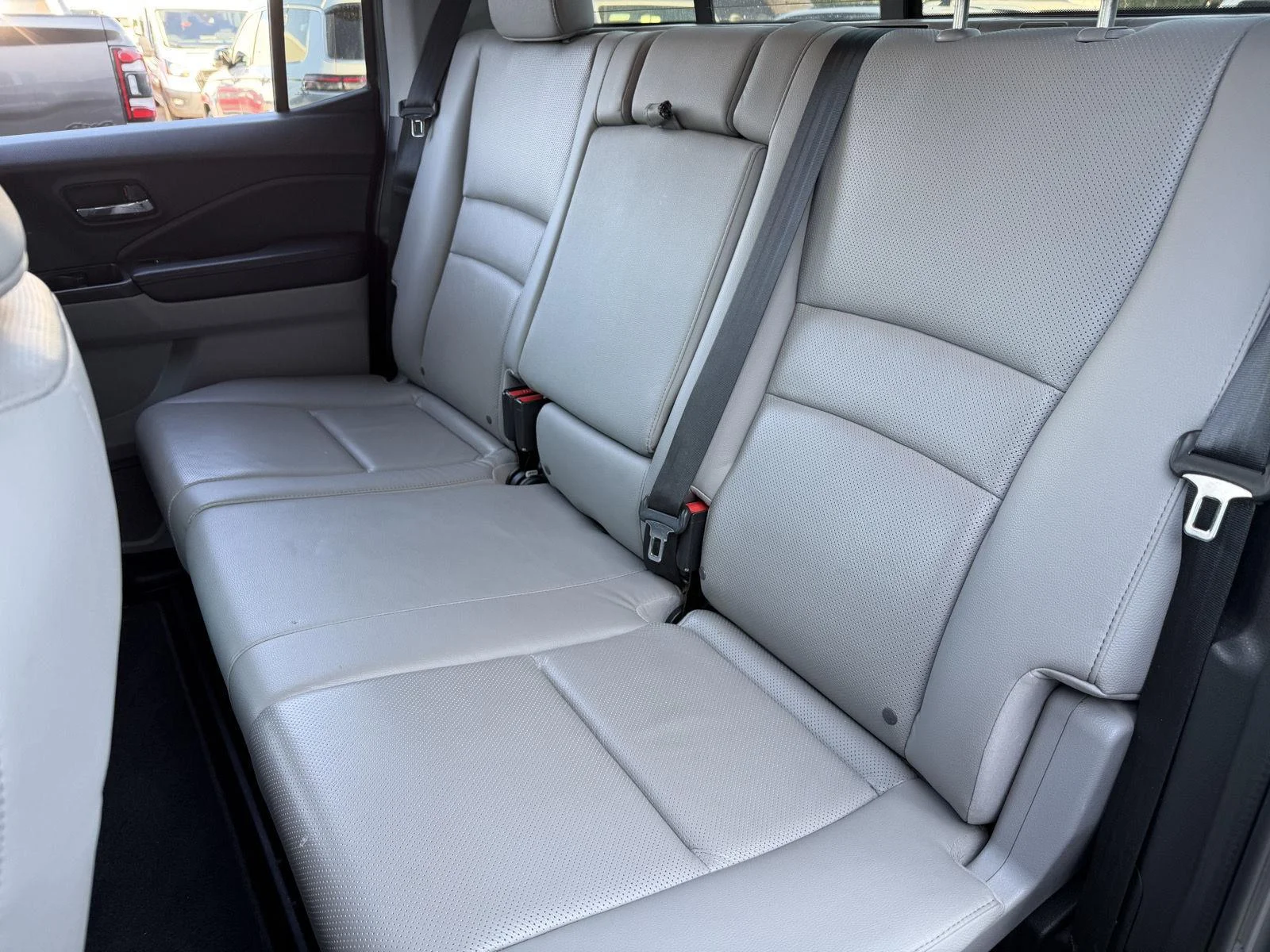 Used 2019 Forest Mist Metallic Honda RTL image 19