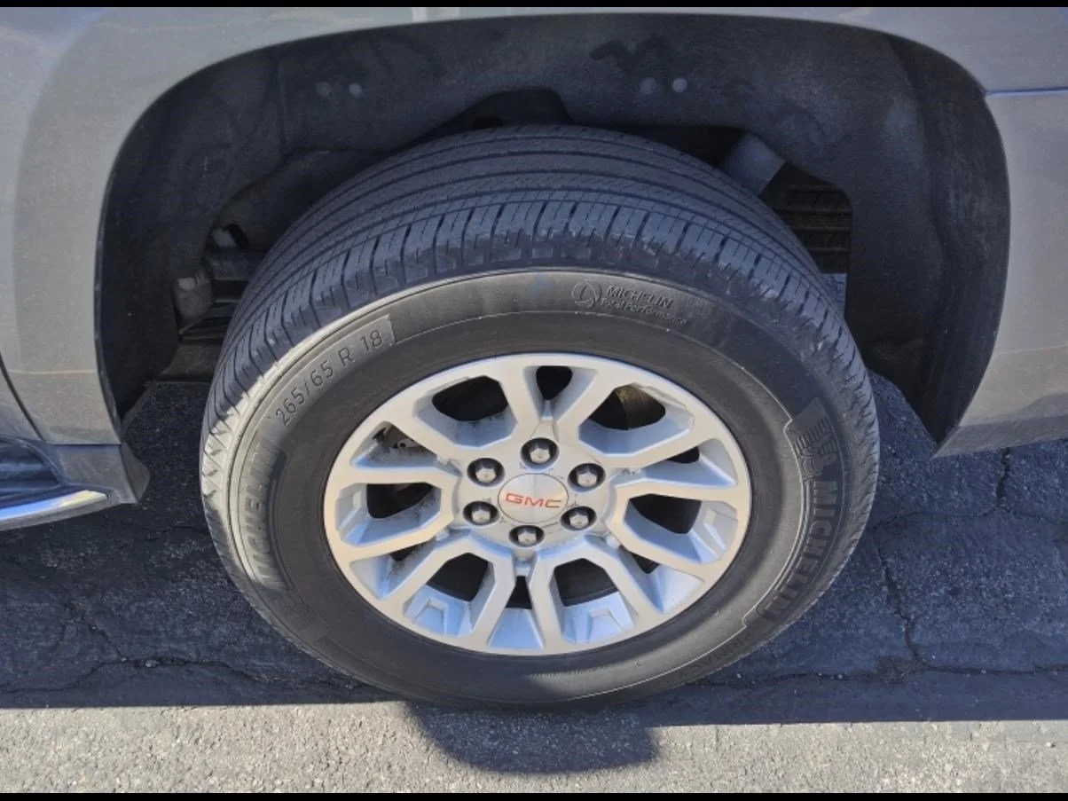 Used 2020 SATIN STEEL METALLIC GMC SLT image 14