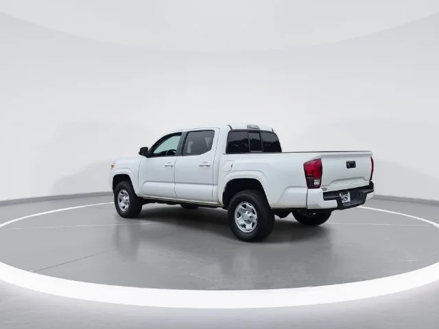 Used 2022 White Toyota SR image 6