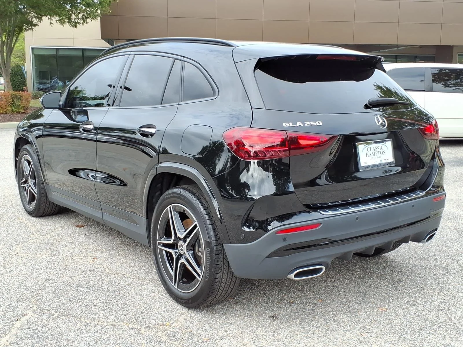 Certified Used 2026 Night Black Mercedes-Benz GLA 250 image 10
