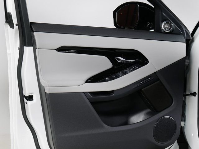 New 2026 Fuji White Land Rover Hoxton Edition image 26