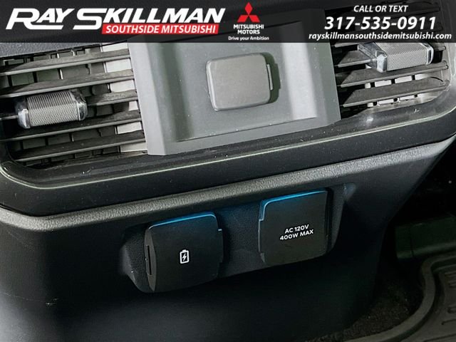 Used 2021 White Ford XLT image 34