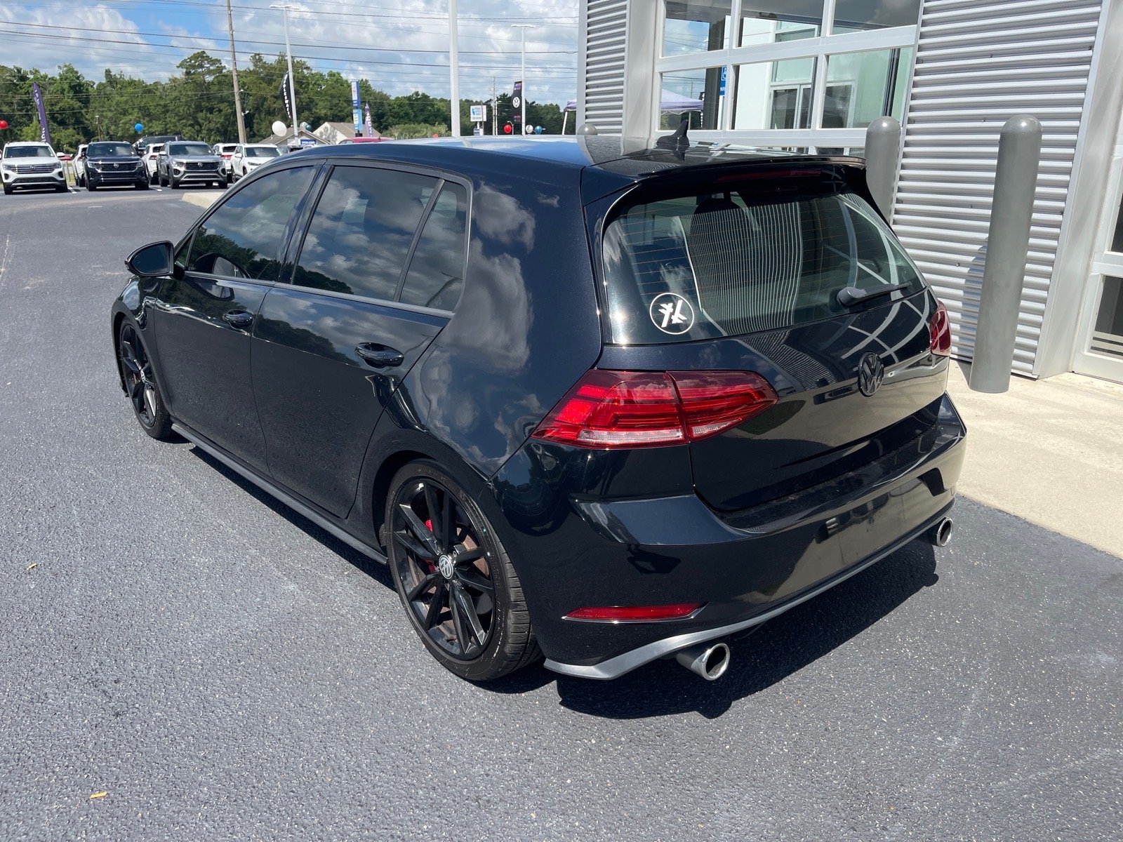 Used 2021 Deep Black Pearl Volkswagen S image 12