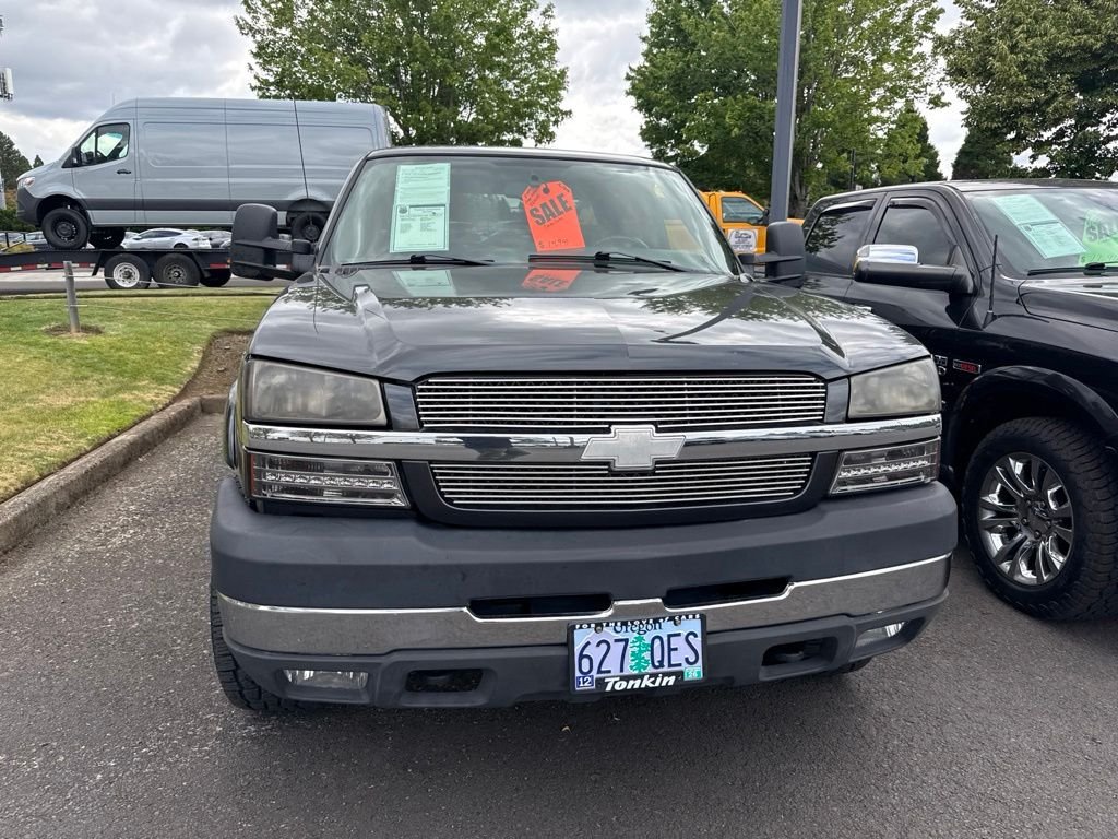Used 2004 Dark Gray Metallic Chevrolet LS image 2