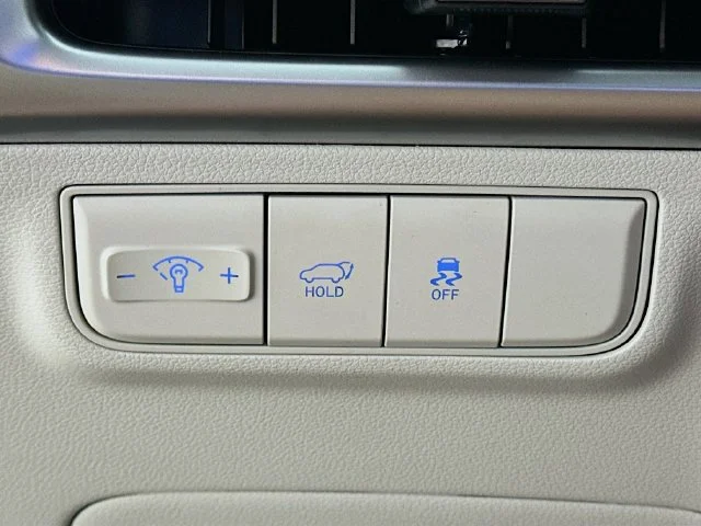 New 2026 Hyundai TUCSON SEL