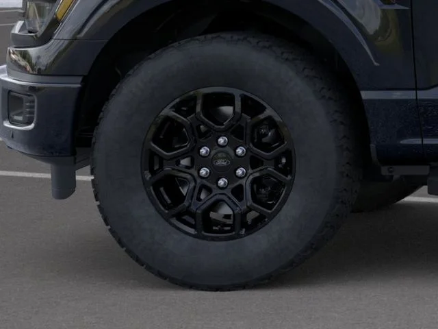 New 2026 Agate Black Metallic Ford XLT image 19