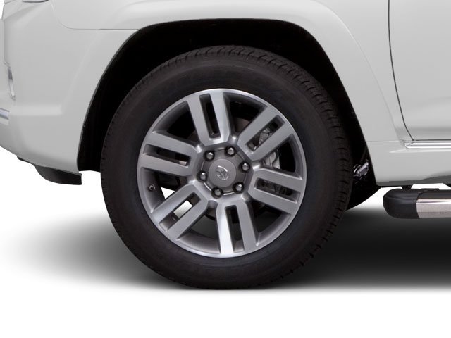 Used 2010 Blizzard Pearl Toyota SR5 image 12