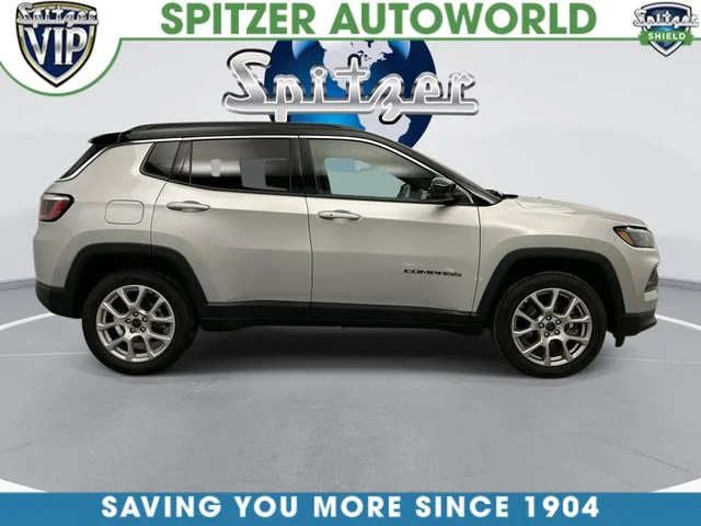 Used 2025 Silver Jeep Limited image 10
