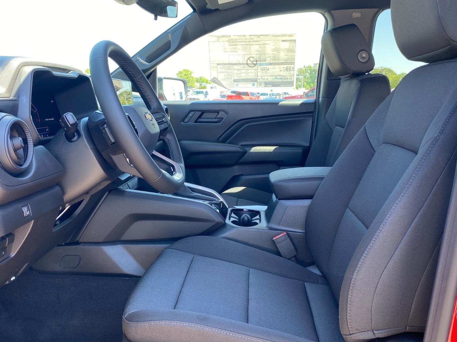 2026 Chevrolet Colorado Work Truck - Photo 16