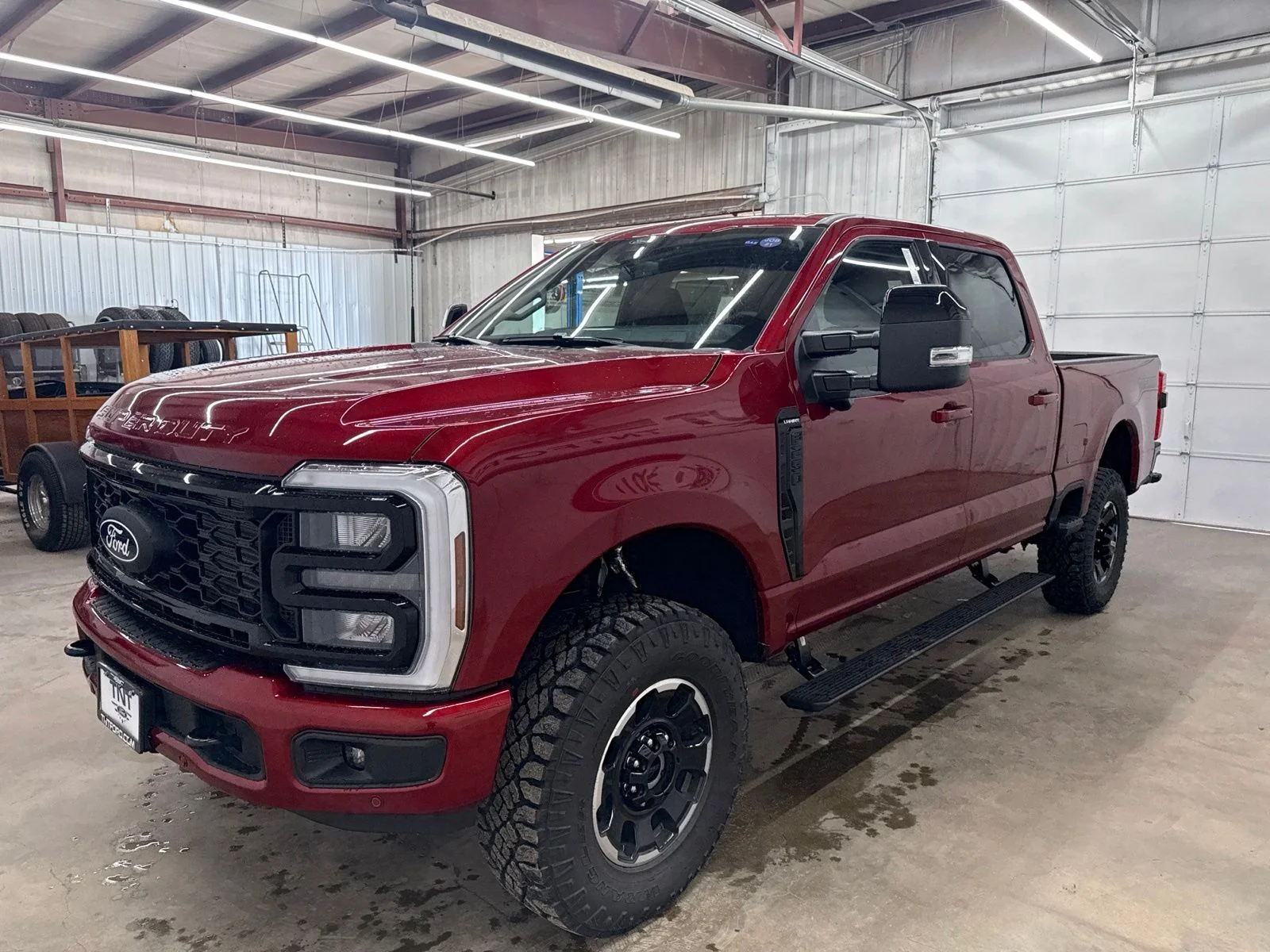 New 2027 Ruby Red Metallic Tinted Clearcoat Ford F-250® Lariat® image 4