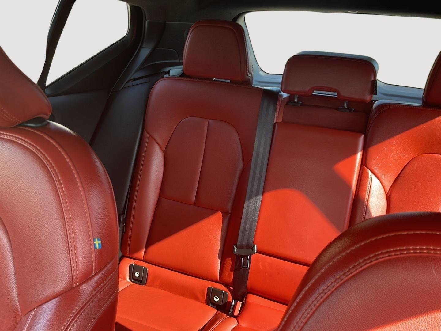 2019 Volvo XC40 Momentum - Photo 32