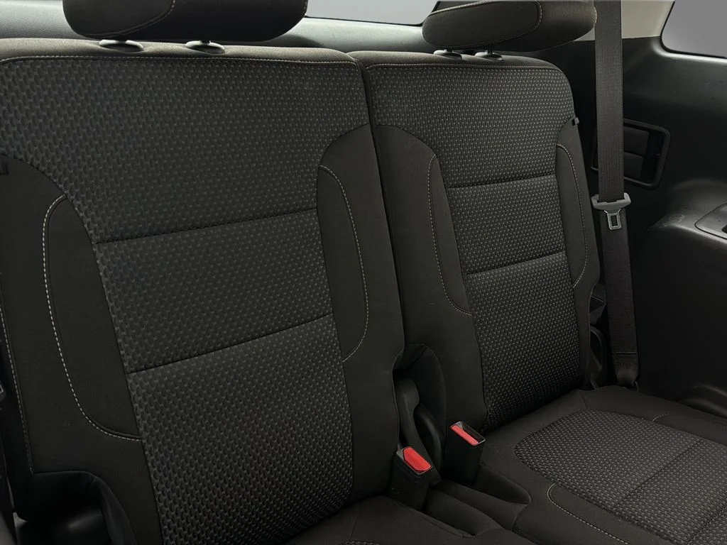 Used 2023 Black GMC SLE image 21