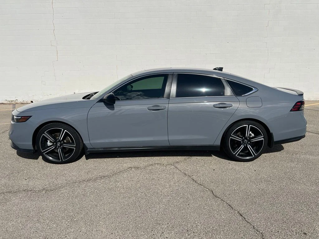 Used 2023 Gray Honda Sport image 3