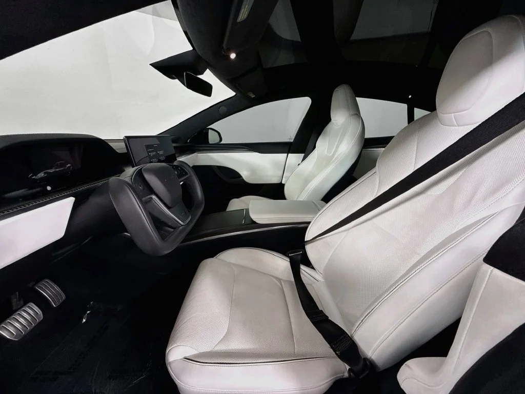 Used 2022 Black Tesla Plaid image 21