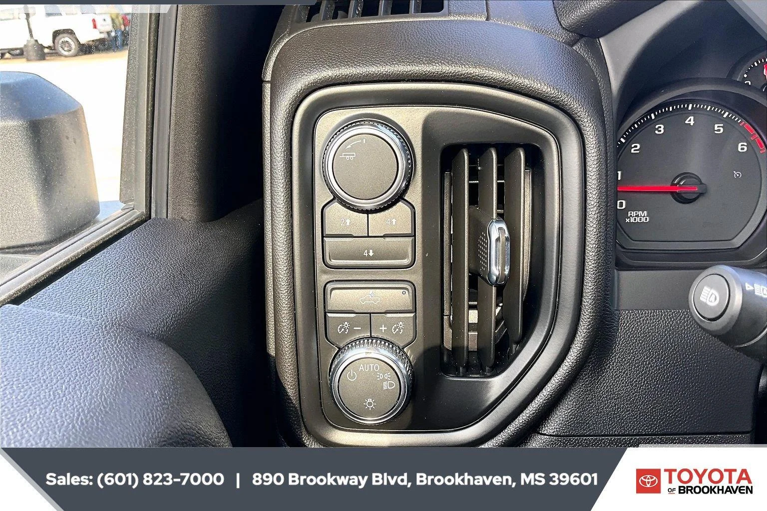 Used 2026 Summit White GMC Pro image 22