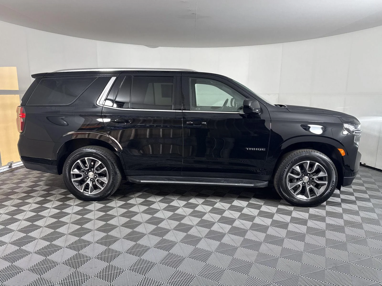 Used 2024 Black Chevrolet LS image 9