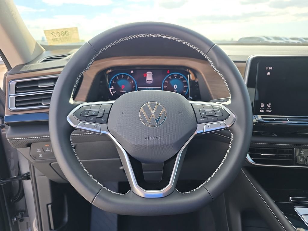 New 2026 Silver Volkswagen 2.0T SE w/Technology image 10