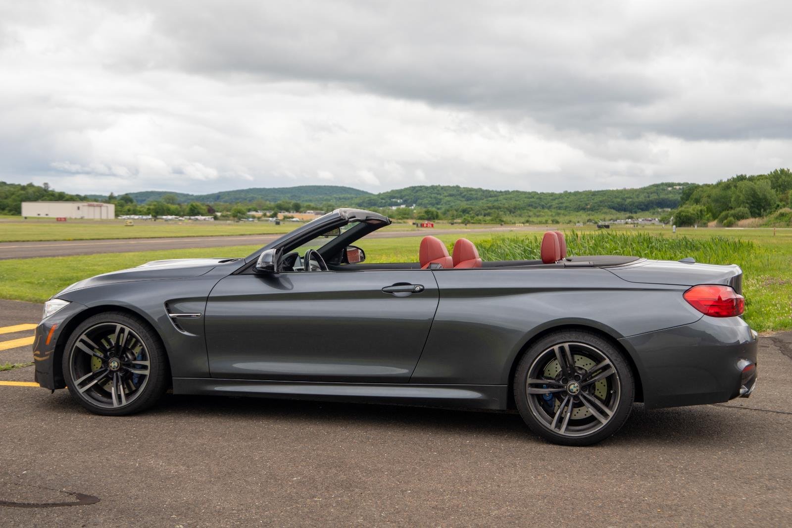 Used 2015 Mineral Gray Metallic BMW  image 4