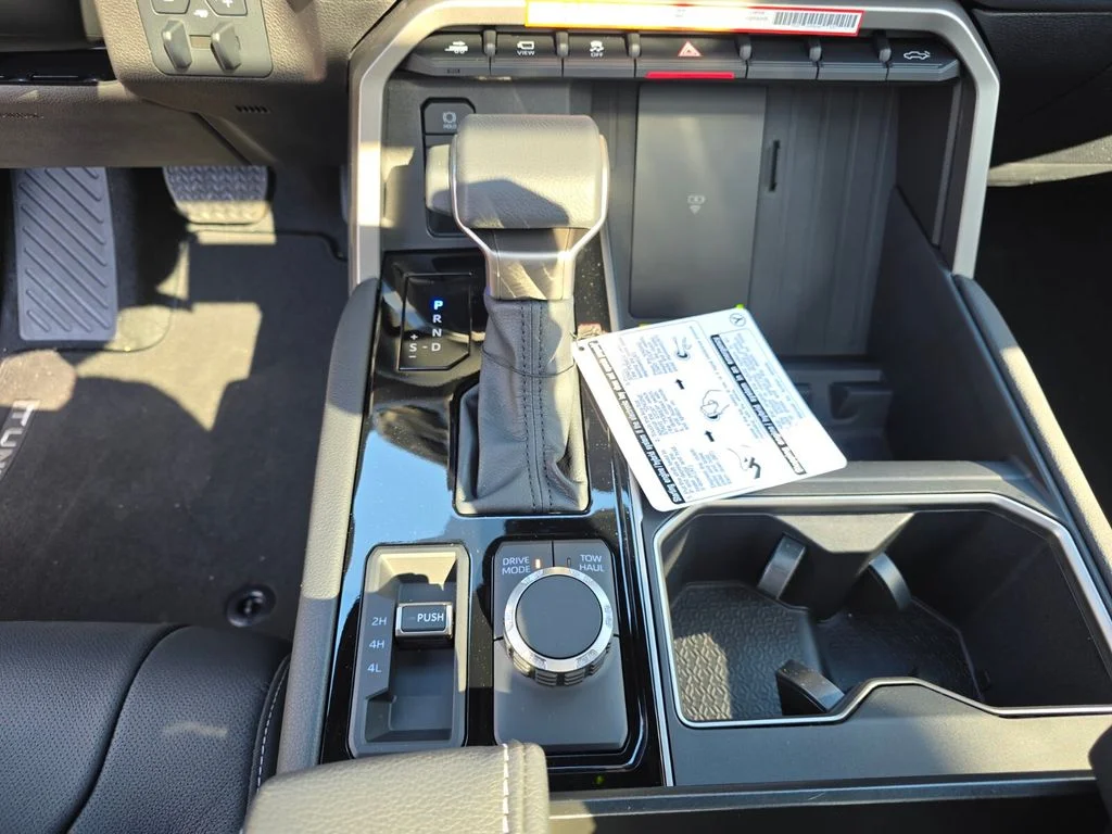 2026 Toyota Tundra Limited - Photo 27