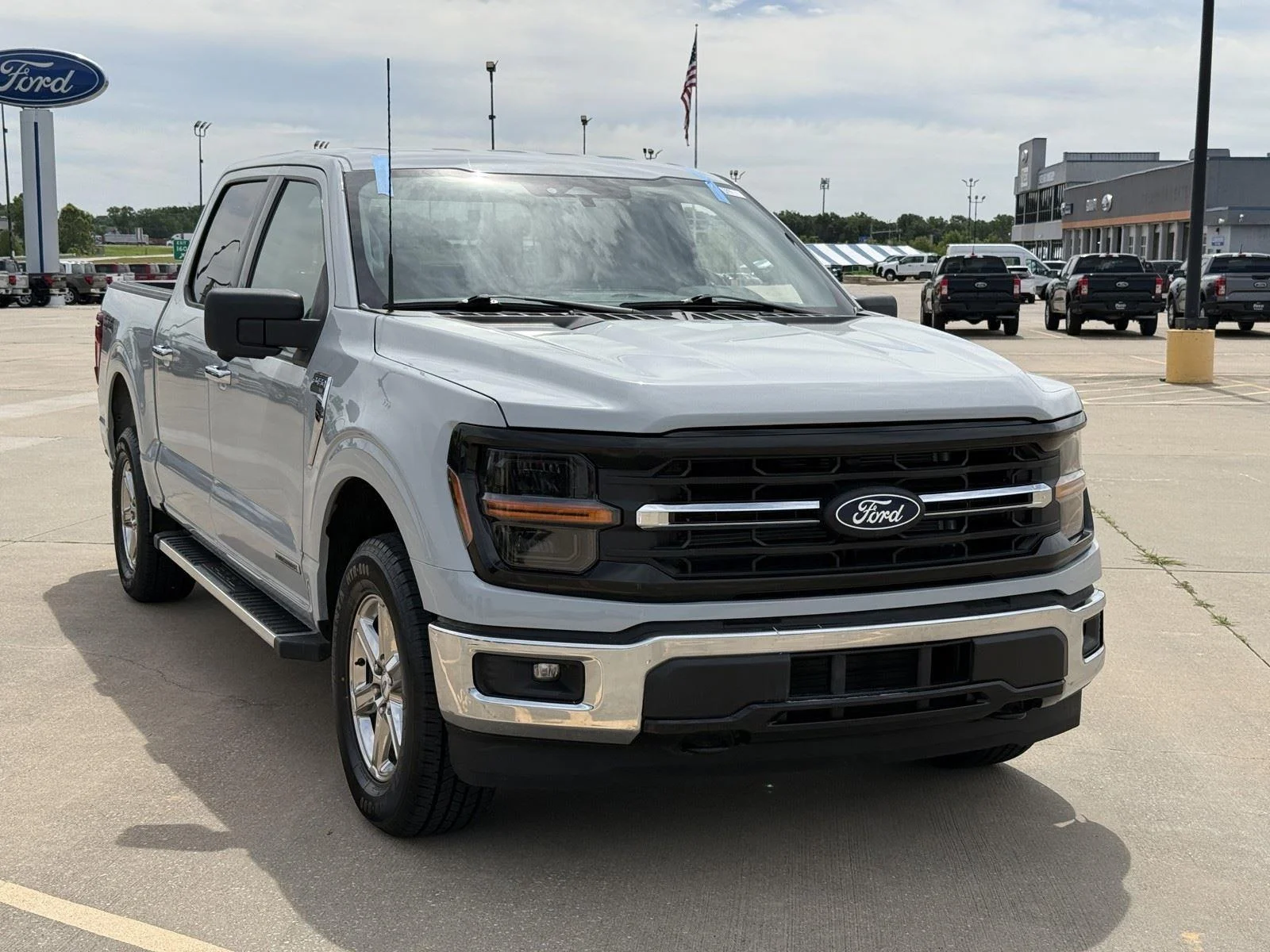 Used 2024 Ford F-150 XLT with VIN 1FTFW3LD8RFA03232 for sale in Kansas City