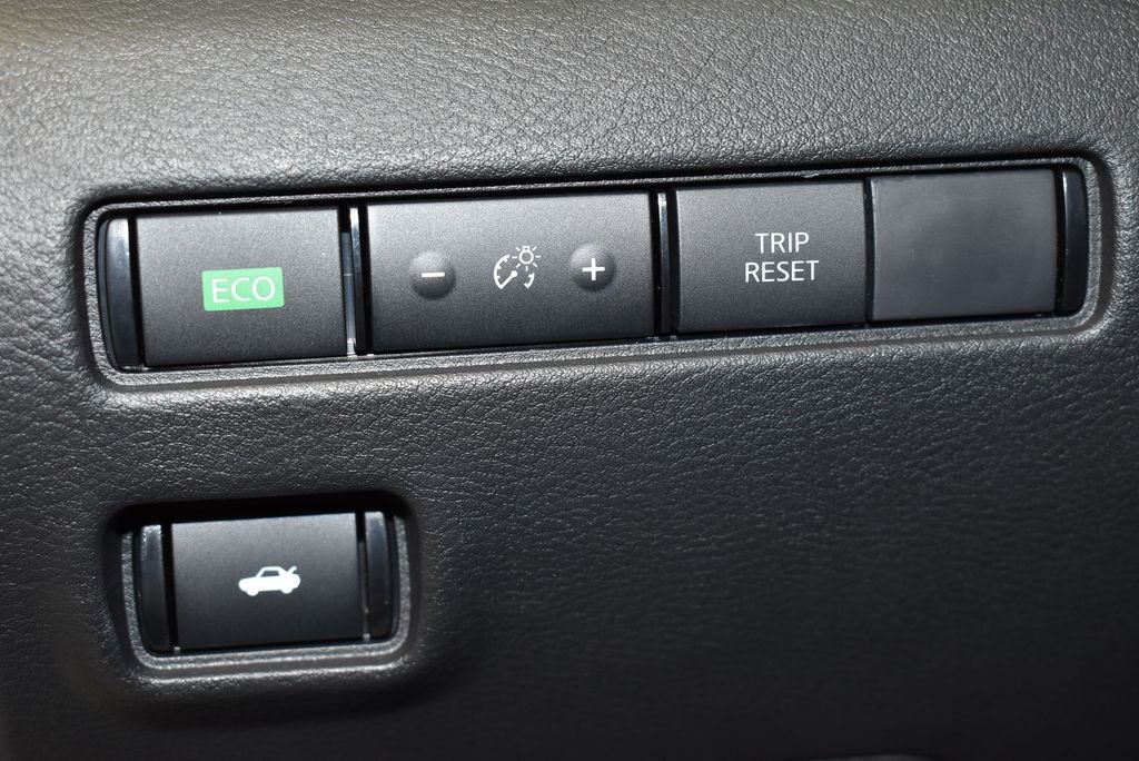 2025 Nissan Sentra SV - Photo 15