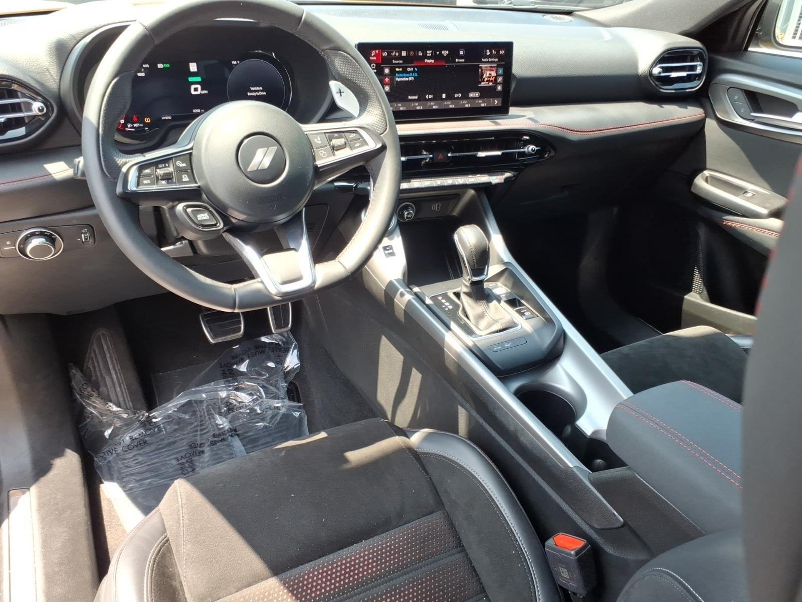 Used 2024 Acapulco Gold Dodge R/T image 21
