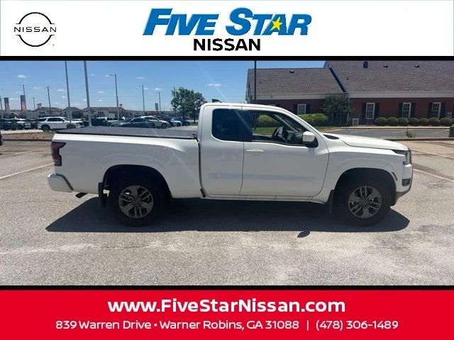 Used 2025 White Nissan SV image 4