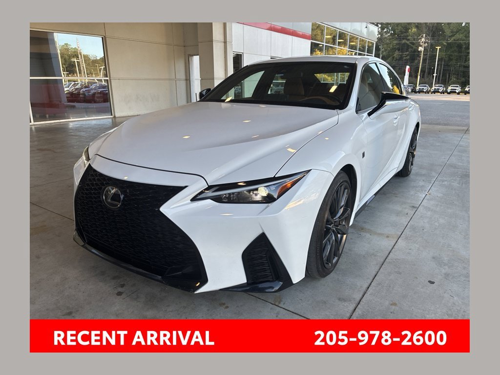 2025 Lexus IS