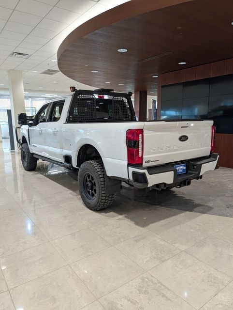 New 2026 Oxford White Ford XLT image 7