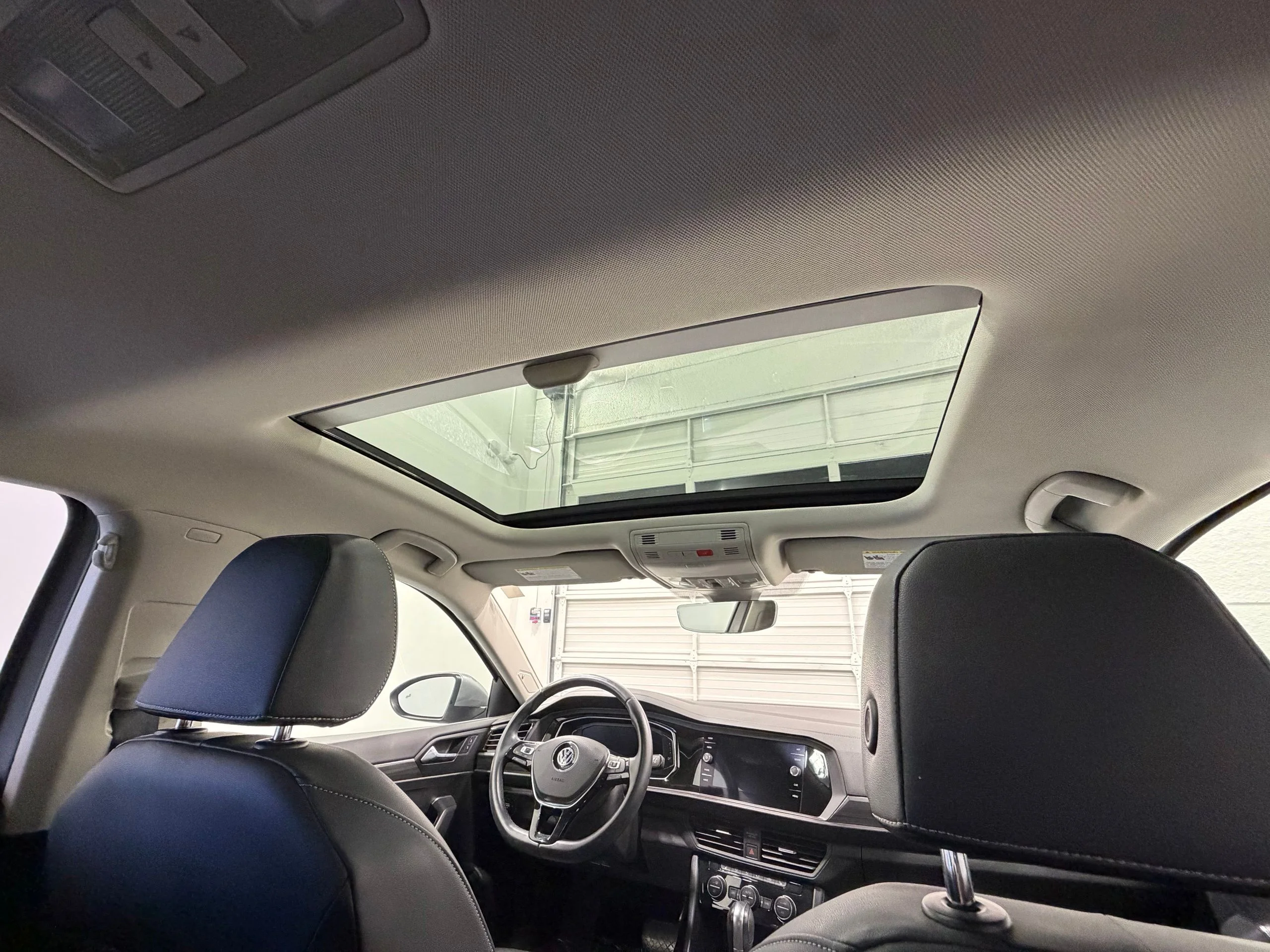 Used 2019 Silver Volkswagen SEL image 38
