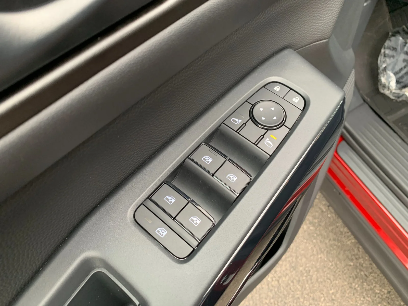 New 2026 Scarlet Ember Tintcoat Nissan SV image 12