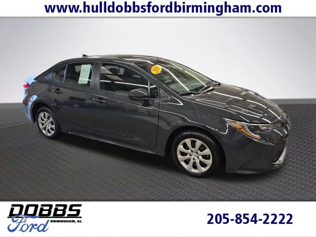 2026 Toyota Corolla LE CVT's photo