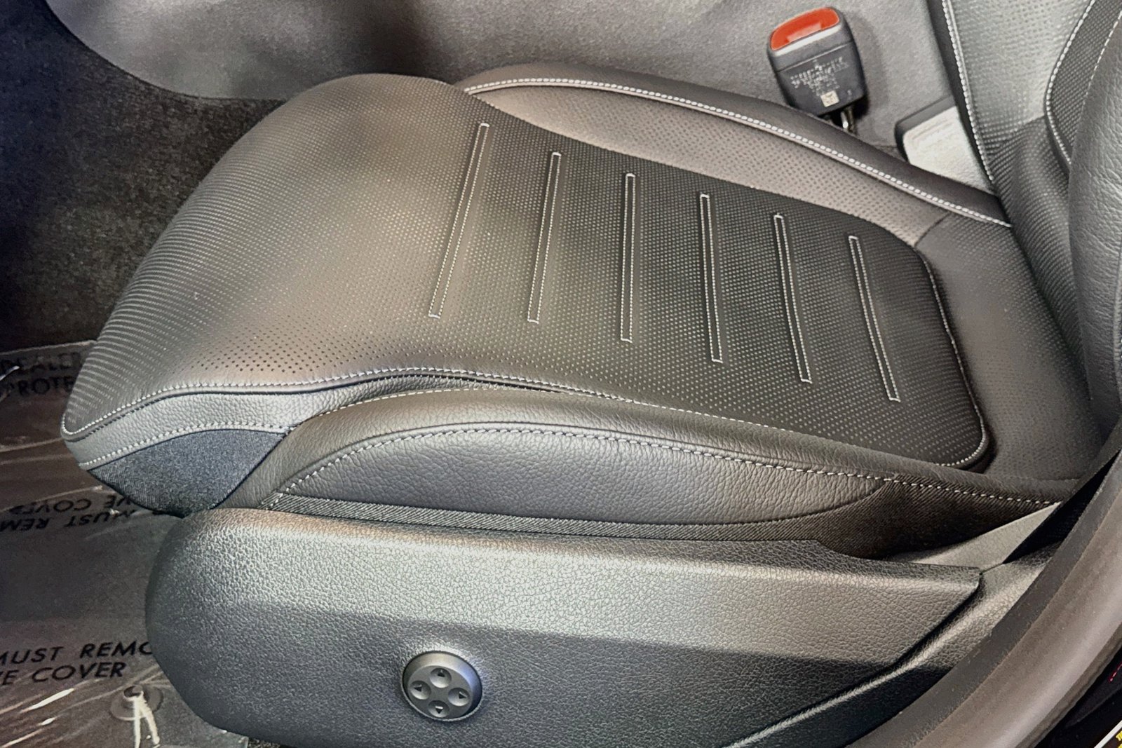 New 2026 Obsidian Black Metallic Mercedes-Benz AMG® C 43 image 17