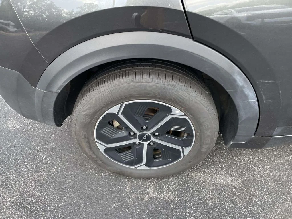 Used 2026 Gray Kia LX image 7