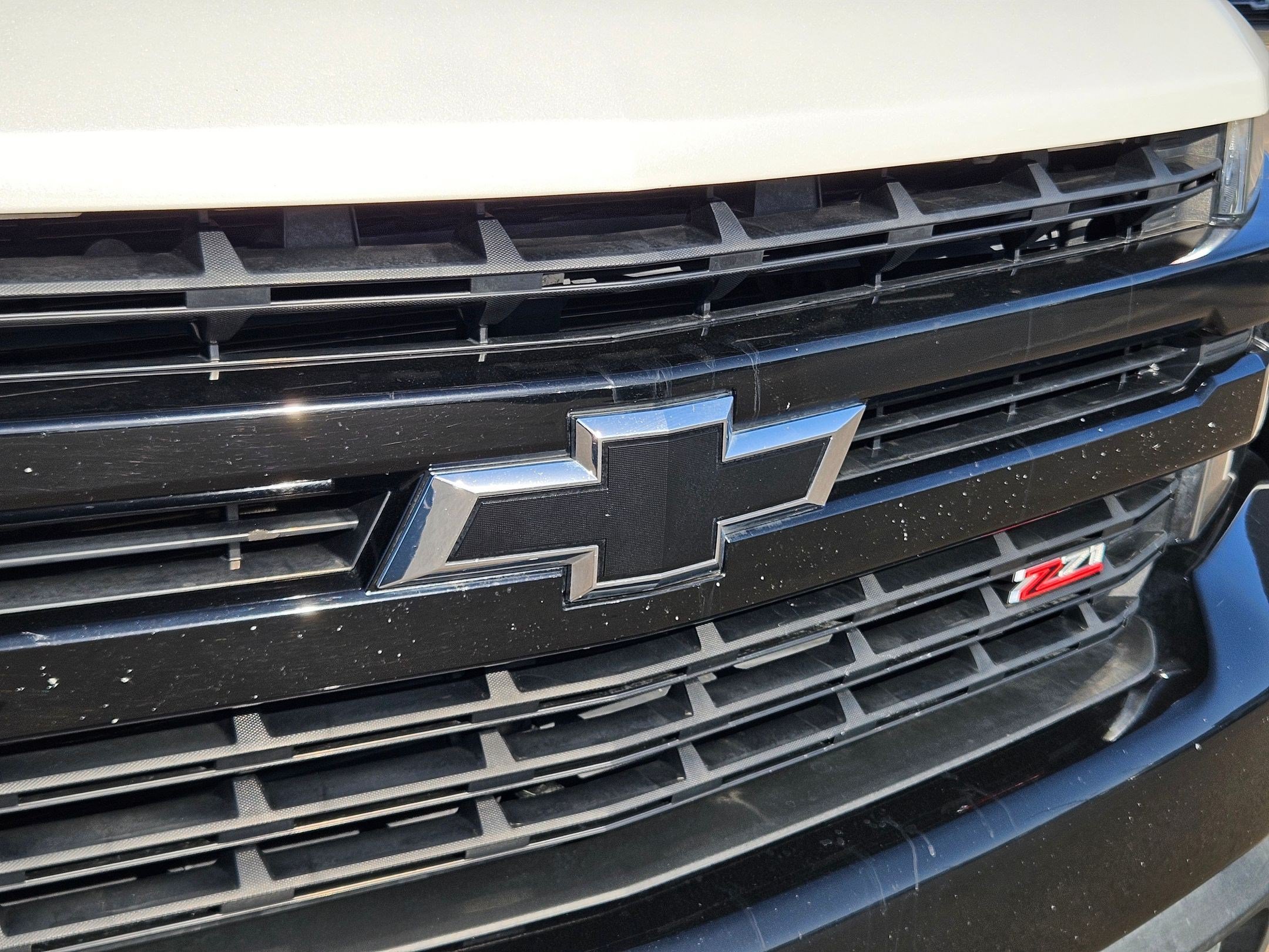 Certified Used 2021 IRIDESCENT PEARL TRICOAT Chevrolet LT Trail Boss image 10