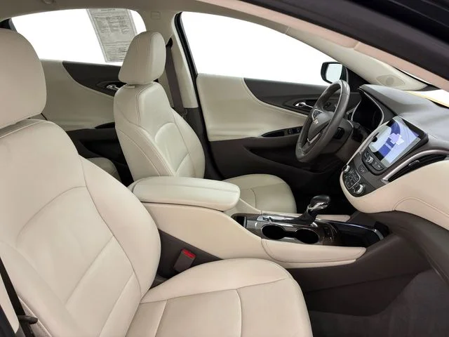 Used 2022 Gray Chevrolet LT image 14